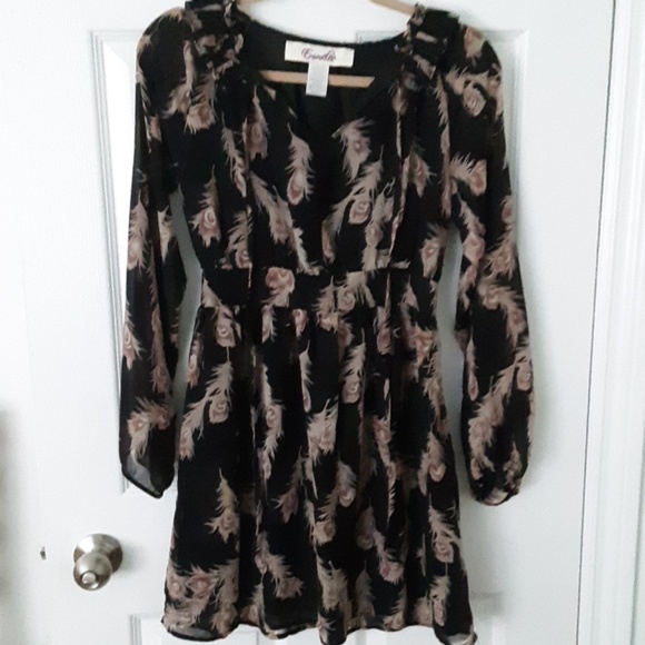 Long selves dress - Picture 1 of 2